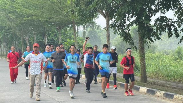 Kapolres Pelalawan dan Bupati Zukri Tanam Pohon Bareng Forkopimda, Green Policing Tegakkan Lingkungan Lestari